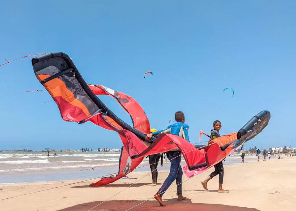 kitesurfers in Essaouria